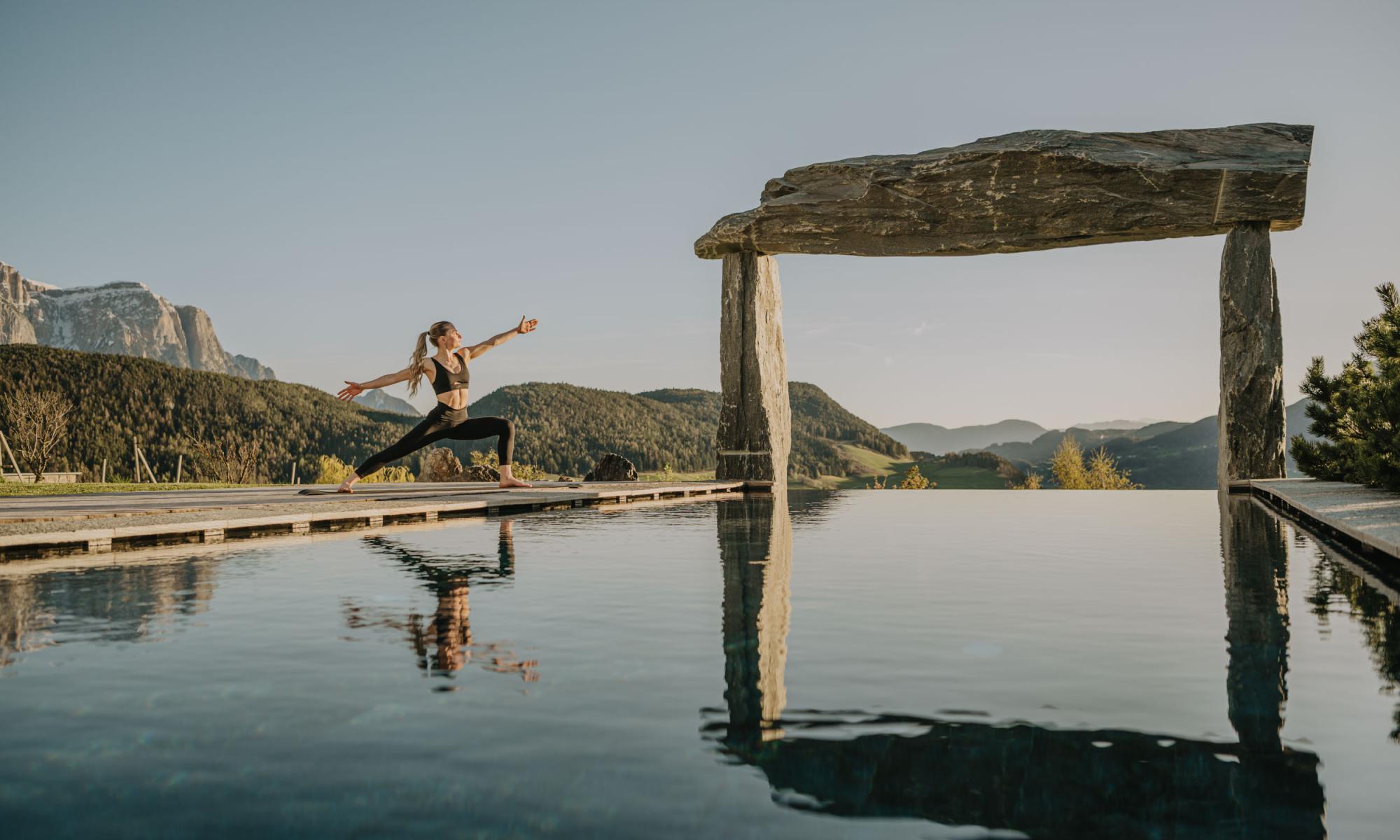 Wandern und Gymnastik in Südtirol