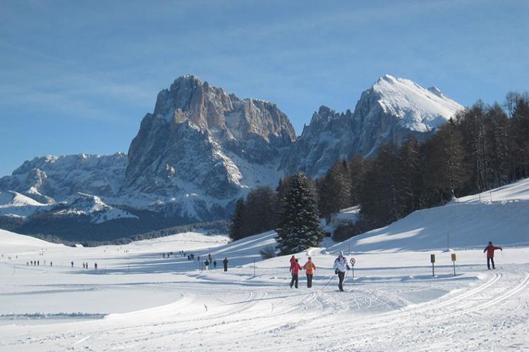 sci da fondo sulle dolomiti alpe di Siusi